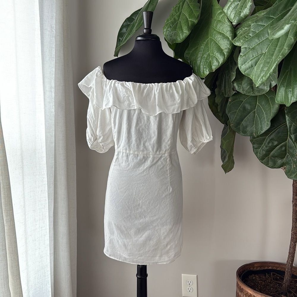 H&M White Flounce Sleeve Off Shoulder Linen Mini Dress